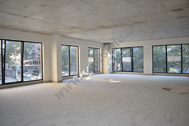 Commercial space for rent in Kamza area, Albania